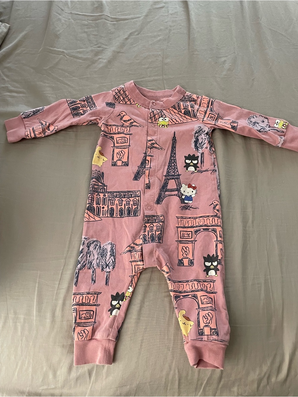 Tea x Hello Kitty romper (3-6mo)